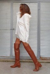 Bianca taba diz üstü