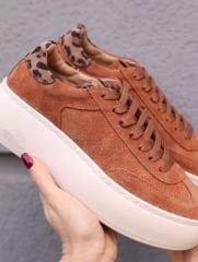Elize camel süet sneaker