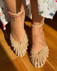 Nessa ten süet sandalet